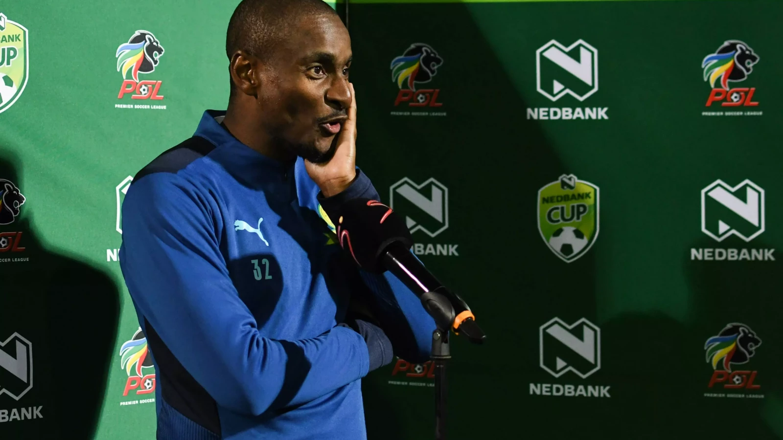 Downs Coach Rulani Mokwena And Kermit Erasmus Make Peace Football