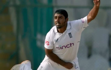 1024-x-768-rehan-ahmed-test-bowling-action
