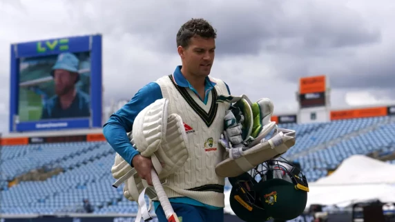 Australia bats away bizarre claim that Alex Carey failed to settle bill for a haircut