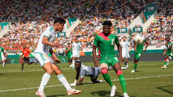 Algeria deny Burkina Faso at the death in thrilling AFCON draw