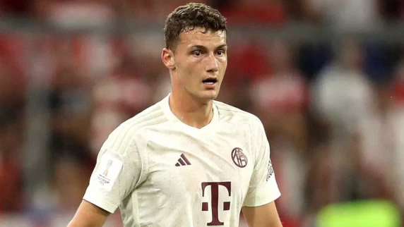 Bayern Munich increase asking price for Manchester United target Benjamin Pavard