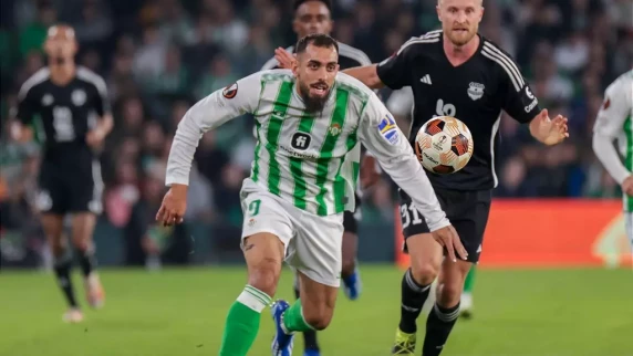 Leverkusen eye Real Betis striker Borja Iglesias after Victor Boniface injury