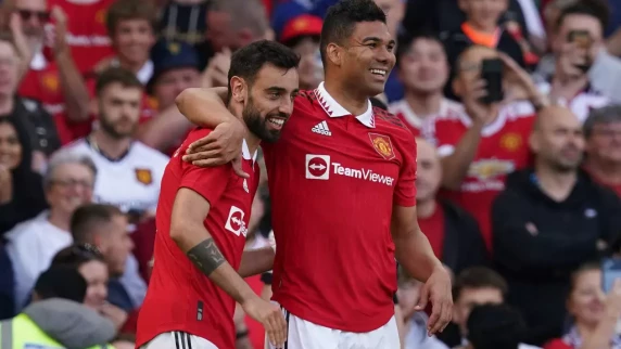 Bruno Fernandes nets Man Utd winner in comeback against Fulham to clinch third