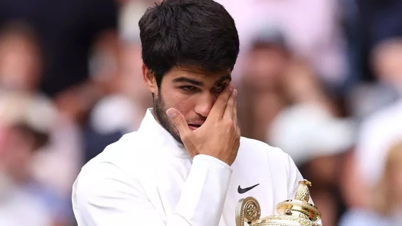 Carlos Alcaraz dethrones Novak Djokovic in Wimbledon final for the ages