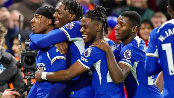 Super-sub Noni Madueke nets late penalty as Chelsea edge win over Crystal Palace