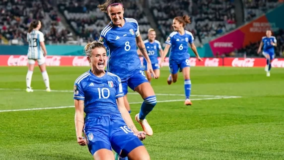 Cristiana Girelli secures victory for Italy in World Cup opener