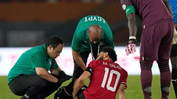 Mohamed Salah gets injured in Egypt draw with Ghana at AFCON