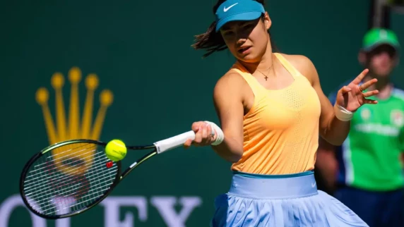 Emma Raducanu battles past Beatriz Haddad Maia at Indian Wells