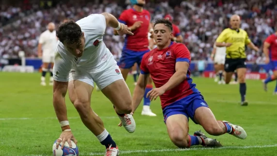 Rugby World Cup: Henry Arundell scores five tries as England thrash Chile
