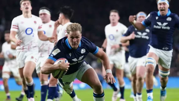 Van der Merwe stars as Scotland snatch Six Nations win over England