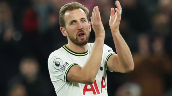 Tottenham's Harry Kane targets Champions League qualification