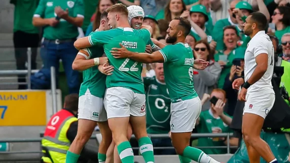 Ireland overpower England as Billy Vunipola sees red