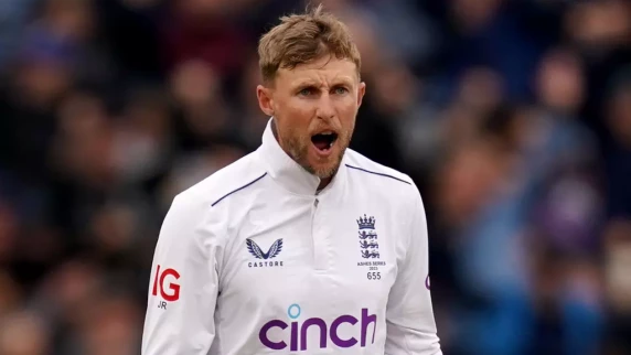 Ashes: Vital Joe Root breakthrough gives England hope after frustrating day