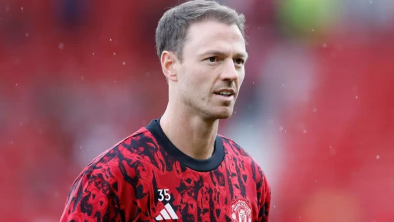 Man Utd's Jonny Evans faces weeks on the sidelines with thigh injury