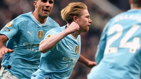 Kevin De Bruyne shines as Man City edge out Newcastle