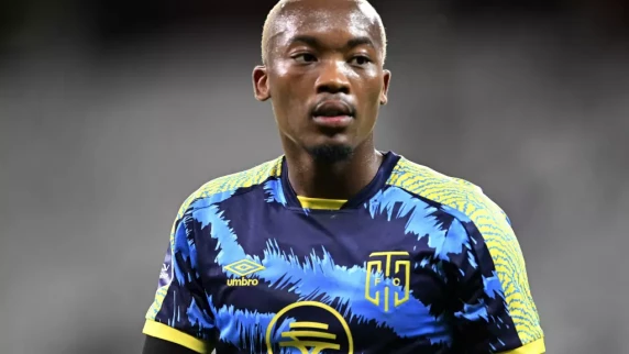 Cape Town City managing top scorer Khanyisa Mayo load