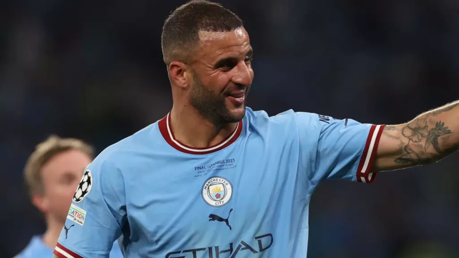 Kyle Walker targets more silverware after signing new Manchester City ...