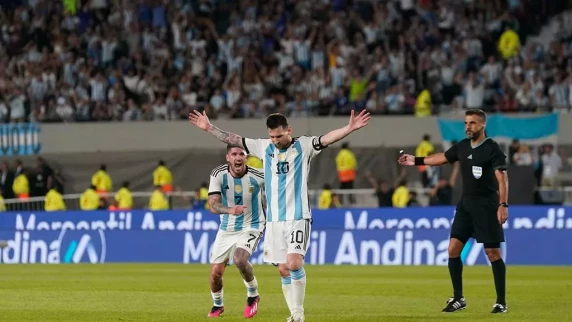 Lionel Messi hits 800th goal as Argentina celebrate World Cup triumph