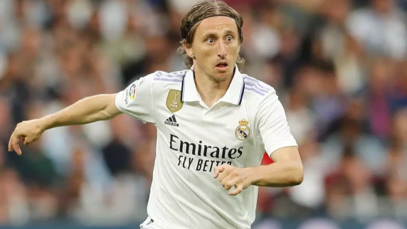 Luka Modric pens one-year extension with Real Madrid