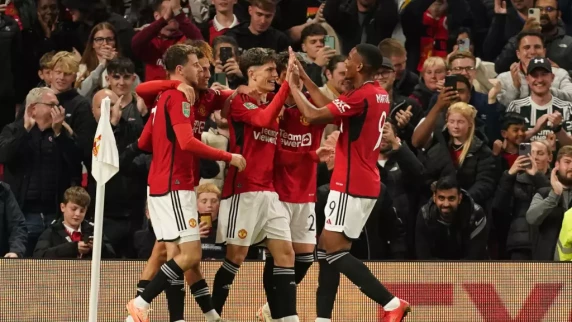 Manchester United start defence of Carabao Cup with victory over Crystal Palace