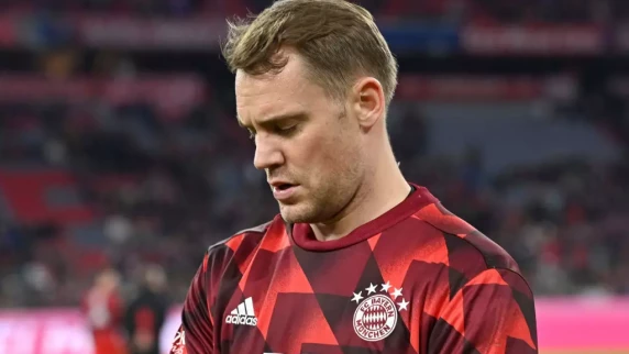 Manuel Neuer's imminent return signals Bayern Munich's goalkeeping dilemma