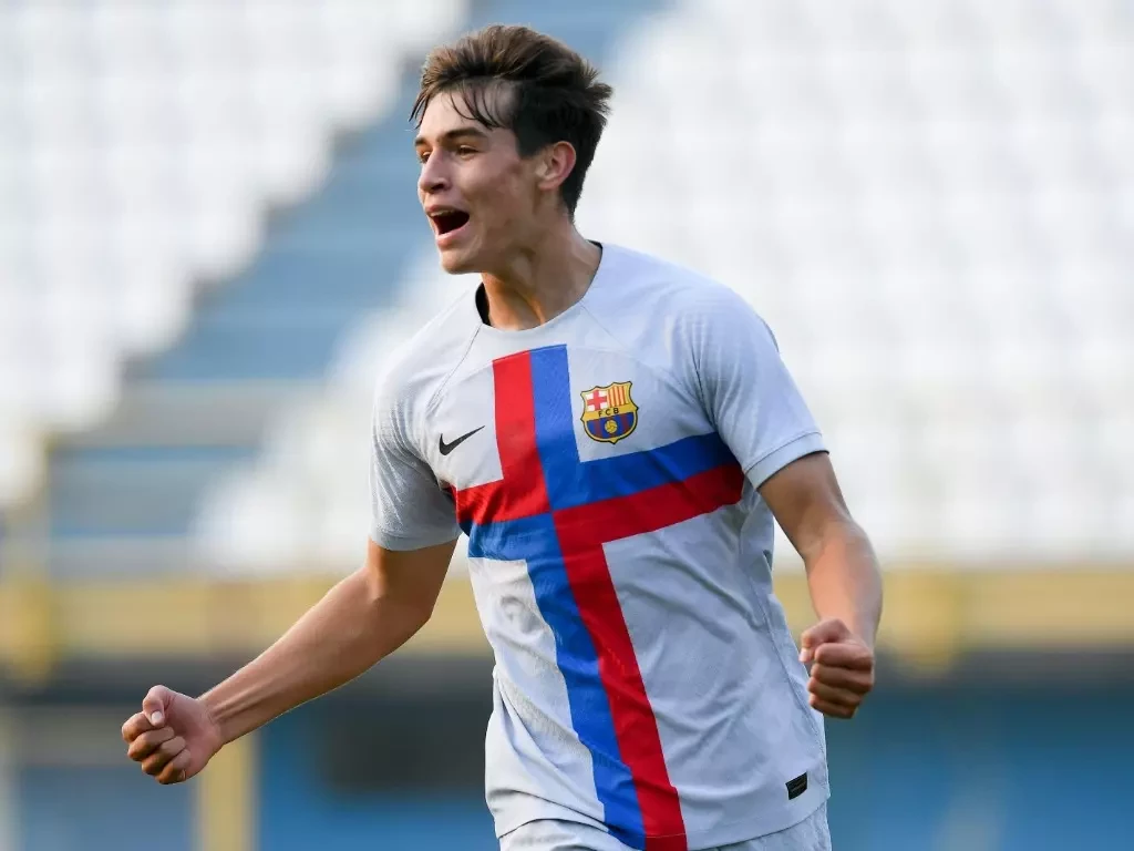 Teen sensation Marc Guiu emerges as Barcelona's next hope | soccer