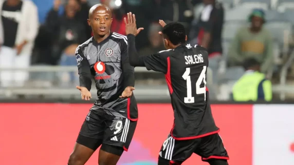 Zakhele Lepasa stunner helps Orlando Pirates see off Cape Town City