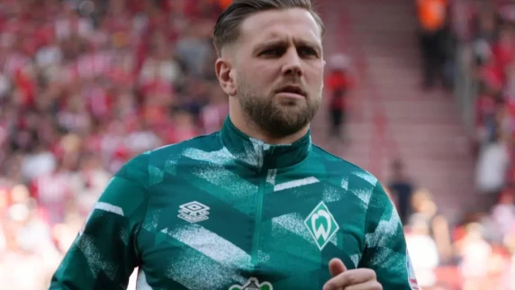 Werder Bremen want €20m for striker Niclas Fullkrug