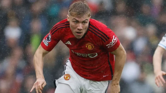 Man Utd forward Rasmus Hojlund's race against time for Everton clash