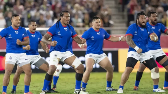 Japan pay the price for red card in narrow loss to Samoa