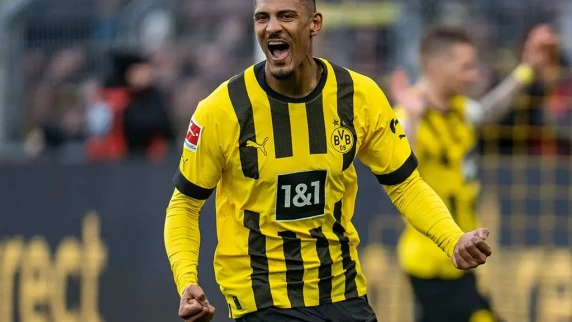 Sebastien Haller scores emotional goal in Borussia Dortmund rout