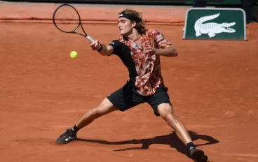 1024x768_stefanos-tsitsipas-2023-french-open-jpg