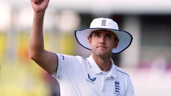 Stuart Broad reaches 600 Test wickets as England bowlers make day one progress