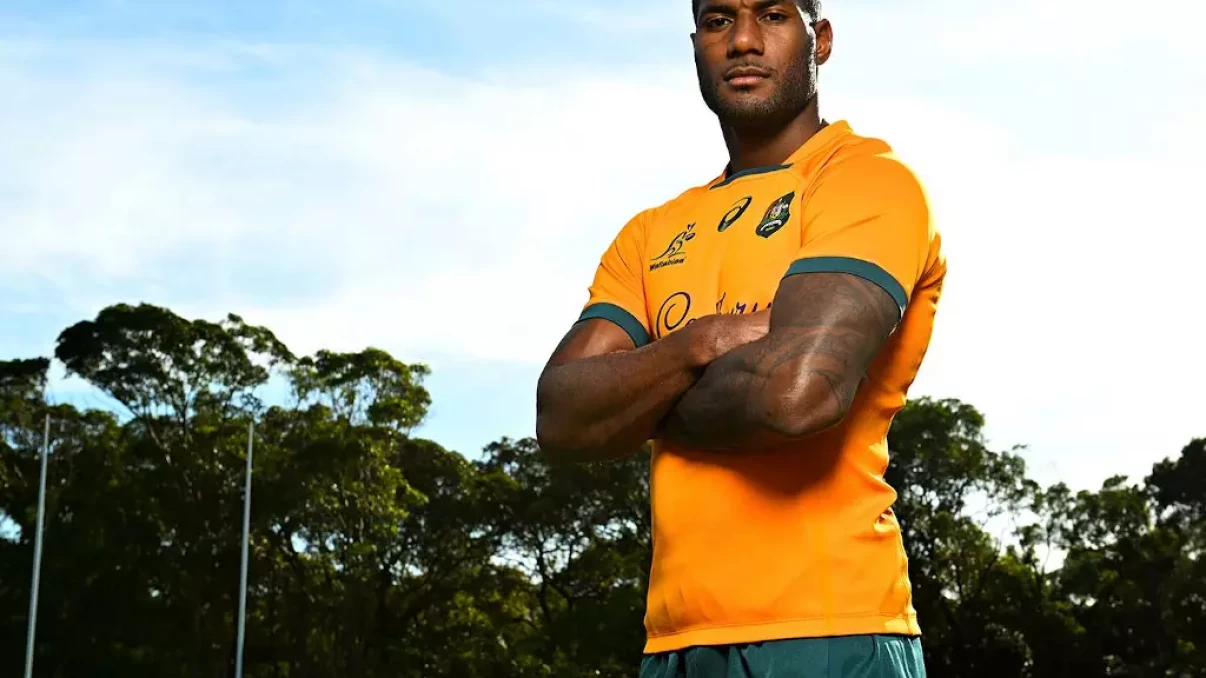 Suliasi Vunvialu re-signs with Wallabies to the end of 2025