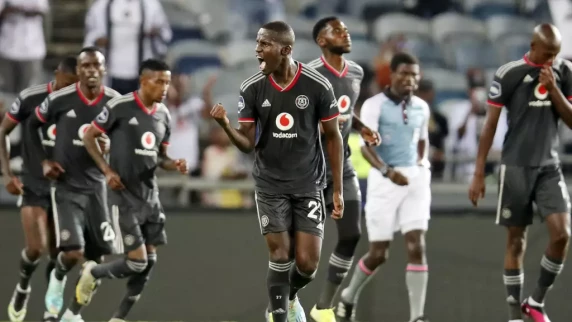 Tapelo Xoki penalty gives Orlando Pirates victory over SuperSport United