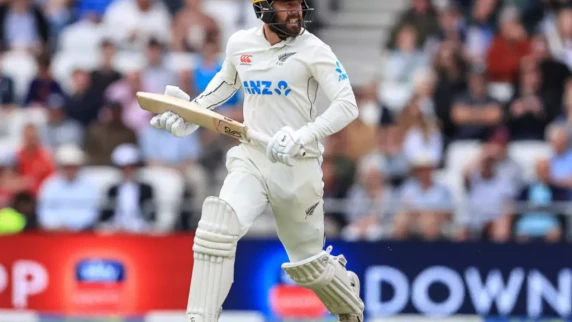 Tom Blundell century keeps New Zealand in the hunt against England