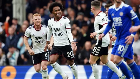 Leicester's survival hopes hit by heavy defeat at Fulham