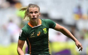 Nadine Roos (c) of South Africa during the match between Spain and South Africa