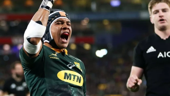 Cheslin Kolbe out for one month with injured ankle