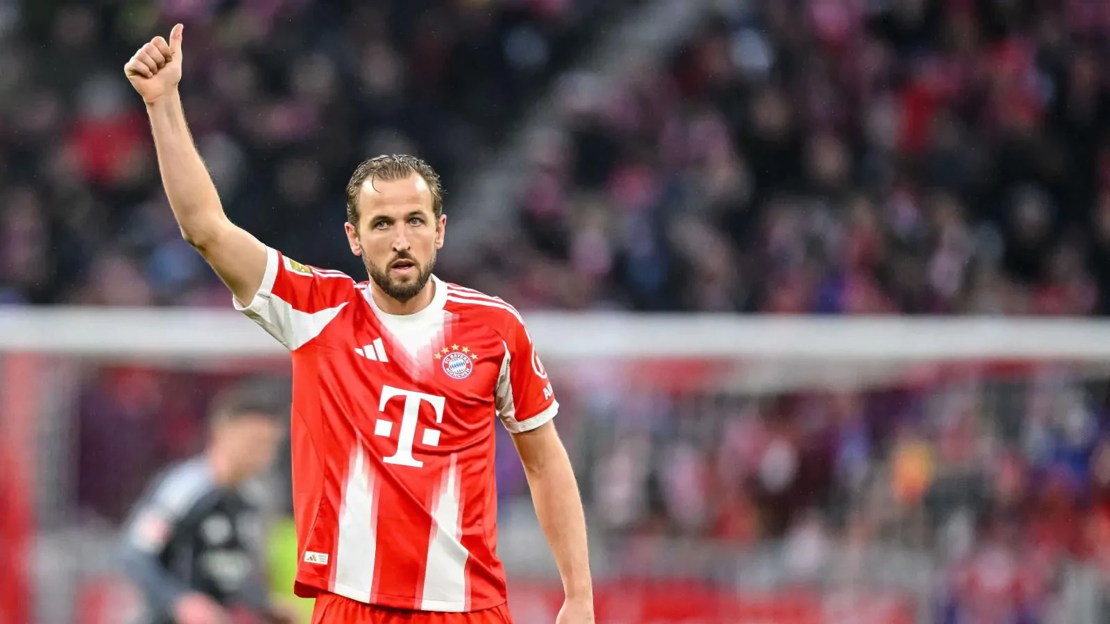 Harry Kane double helps Bayern Munich survive late Frankfurt fightback ...
