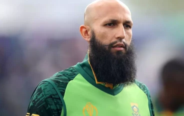 Hashim_Amla_close-up.jpg