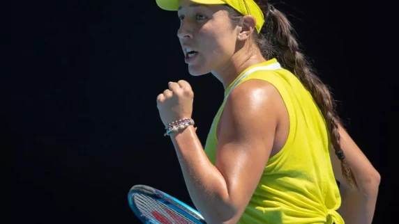 Jessica Pegula uses home advantage to reach Miami Open quarter-finals