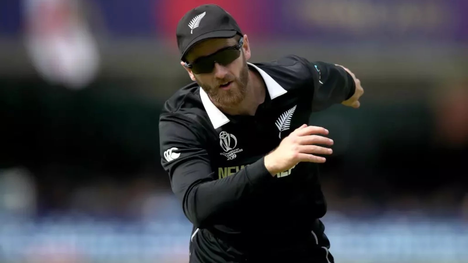 NZ captain Kane Williamson fractures thumb but will stay at Cricket World  Cup