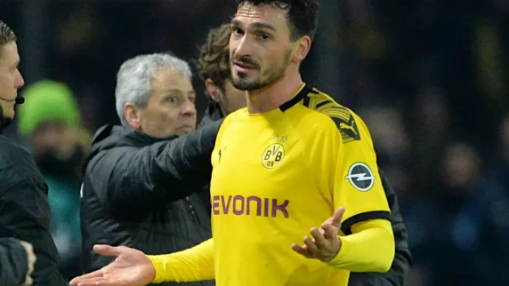 Dortmund's Mats Hummels suspended for one match