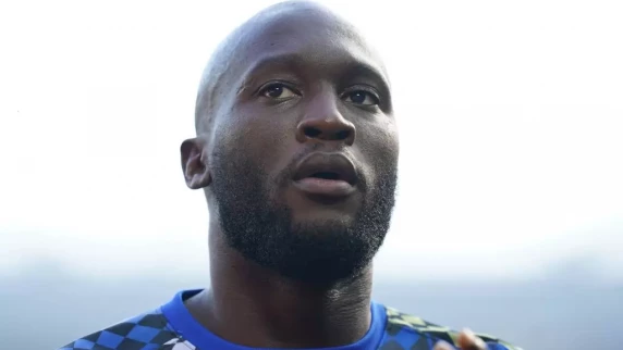 Inter could sign Chelsea striker Romelu Lukaku on a permanent deal