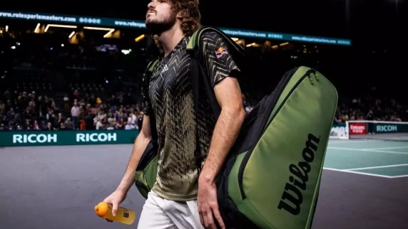 Stefanos Tsitsipas asks his loud mother to leave tense Italian Open match