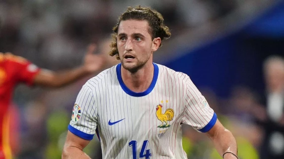 Man Utd eye free agent Adrien Rabiot after Juventus exit