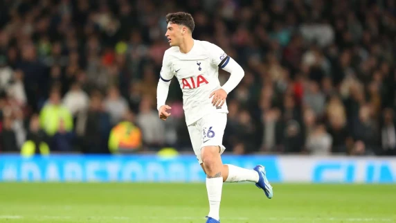 Tottenham forward Alejo Veliz moves to Sevilla on season-long loan