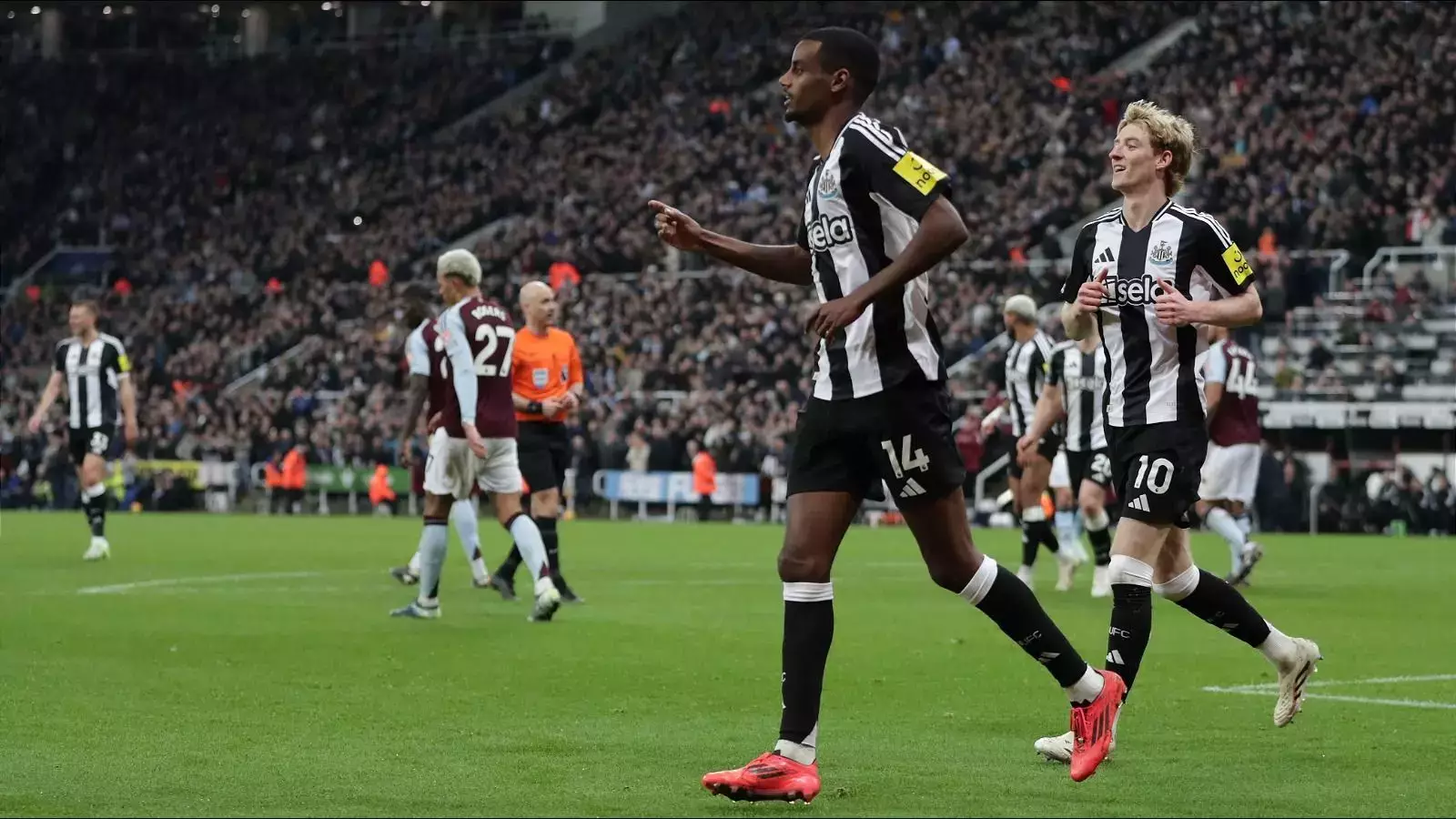 Merson Slams Isak: Newcastle Star'S Fall From Grace – The Full Story - wwnvo9j