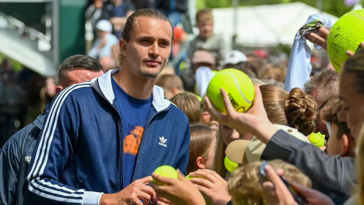 Alexander Zverev concerned by lack of preparation as he begins grass-court swing Alexander Zverev concerned by lack of preparation as he begins grass-court swing